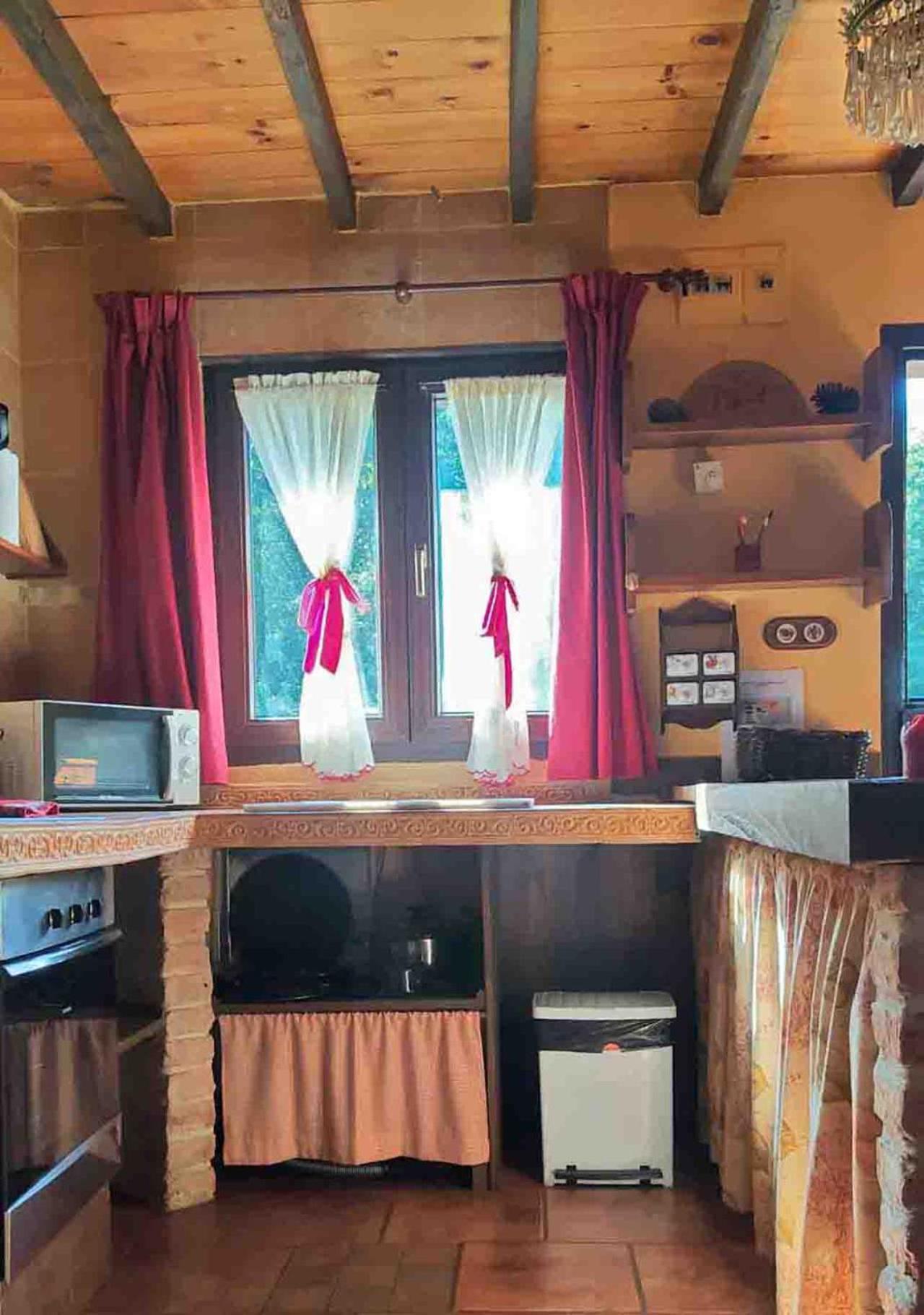 La Casa De La Vieja Hébergement de vacances Nava